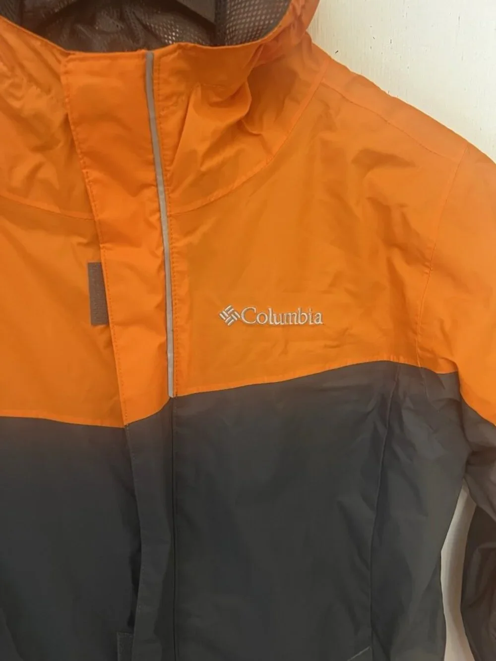 Columbia Omni-Tech Kids M Orange Hooded Waterproof Breathable Rain Jacket.    C